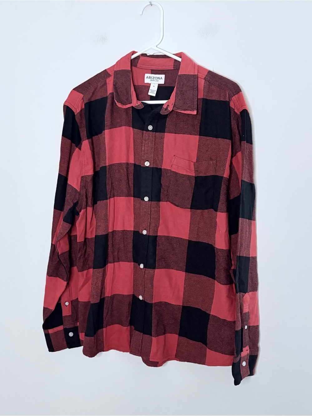 Arizona Jean Company Men's Red pink & Black Buffalo Plaid Button-Up Shirt